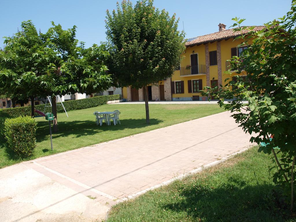 Villa La Casa In Rivalta Verduno Exterior foto